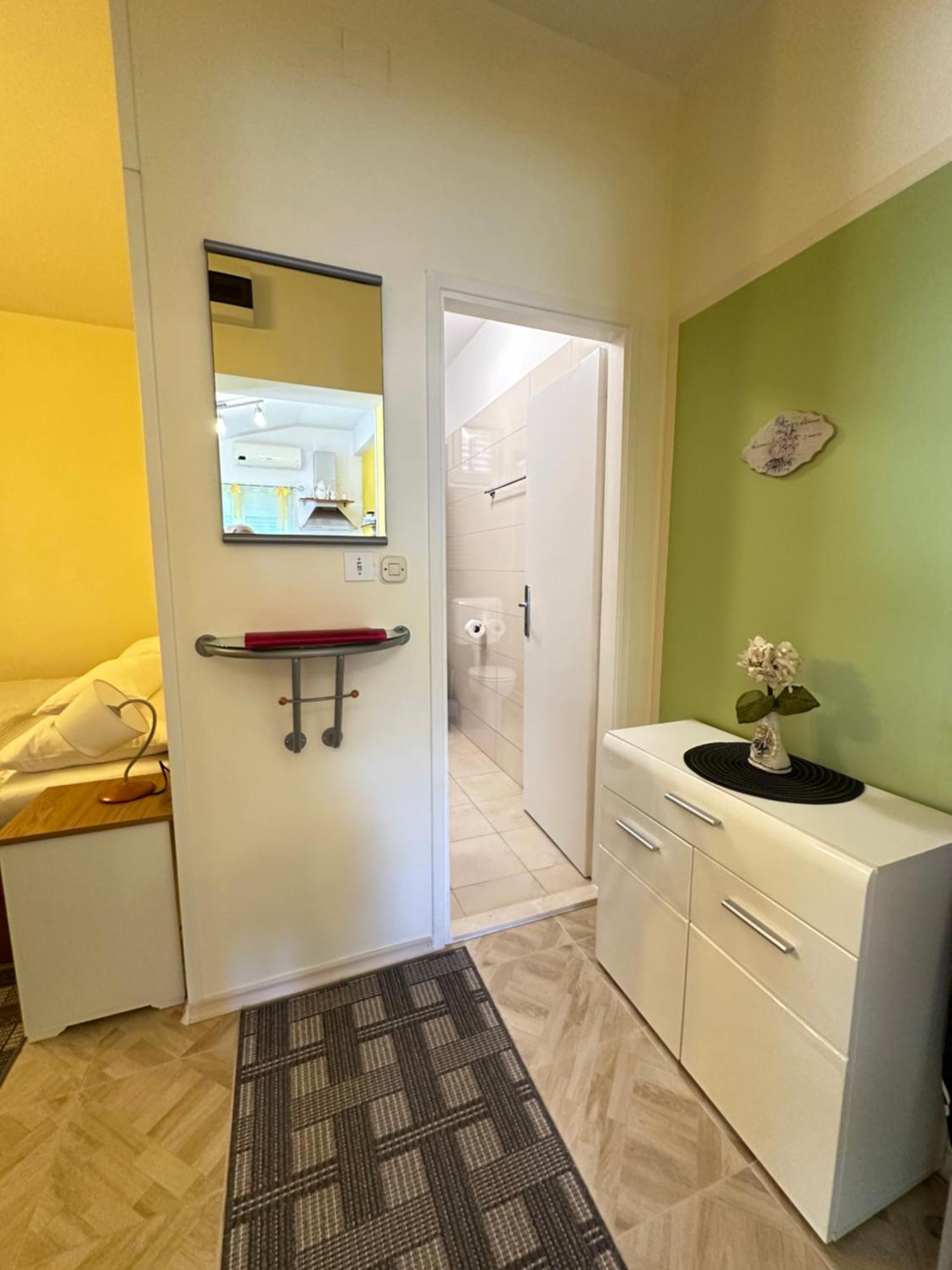 Apartments - Rooms Vesna Primošten Zewnętrze zdjęcie