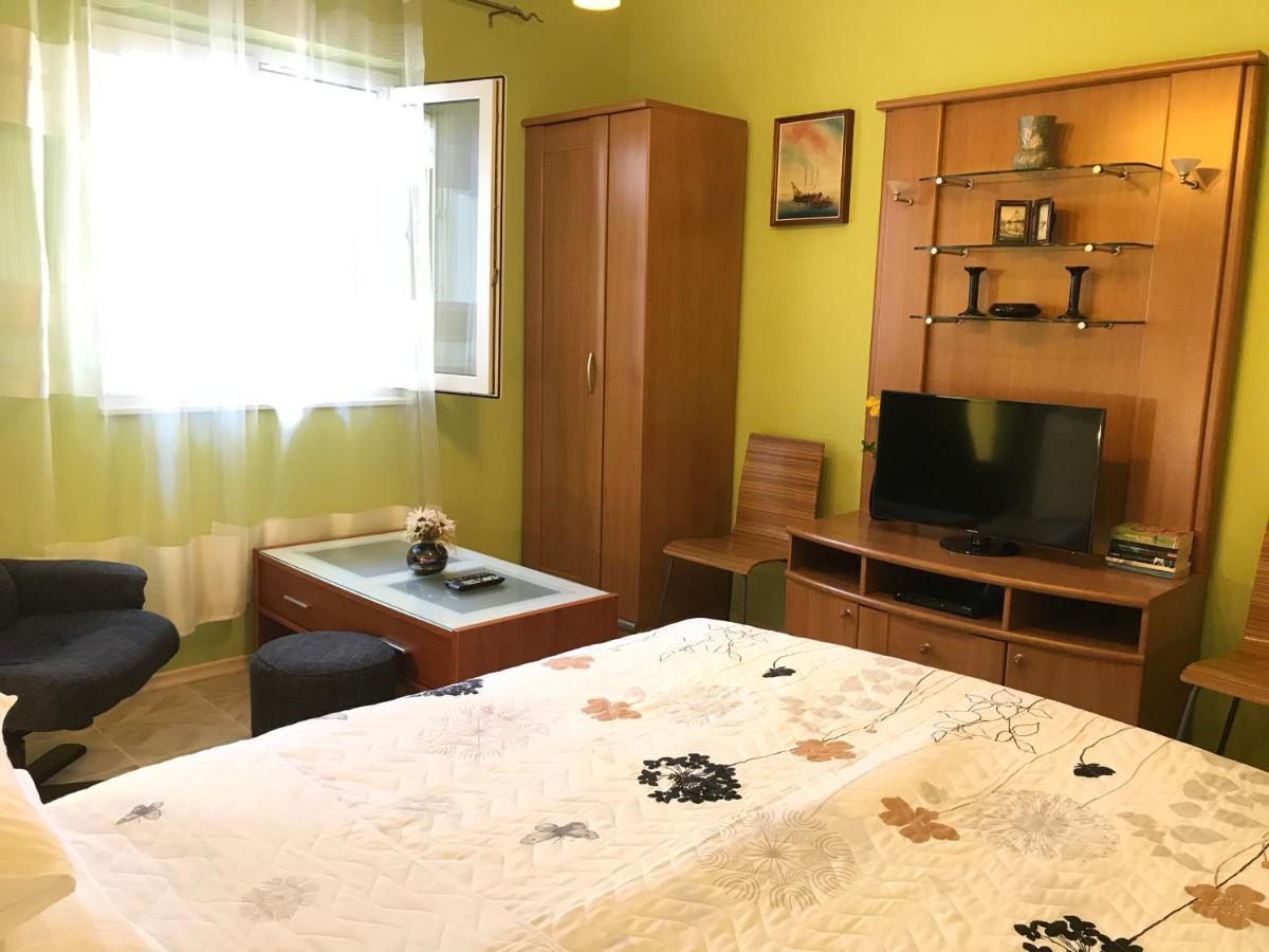 Apartments - Rooms Vesna Primošten Zewnętrze zdjęcie