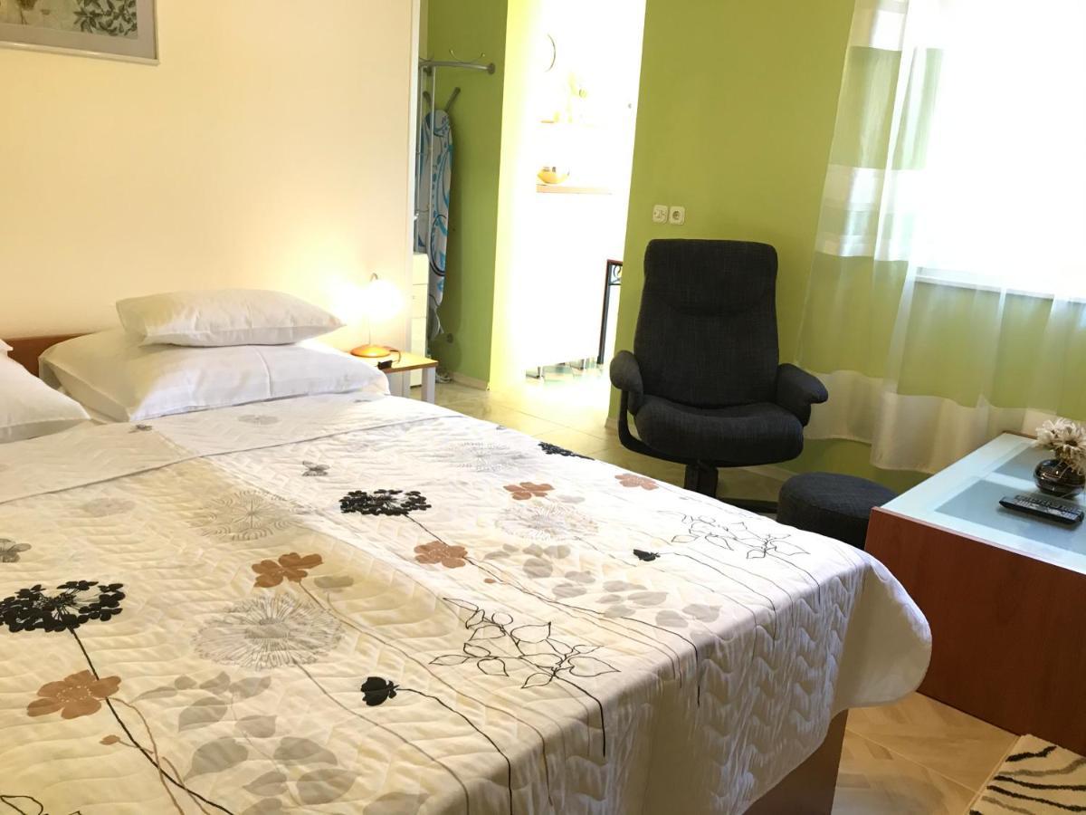 Apartments - Rooms Vesna Primošten Zewnętrze zdjęcie